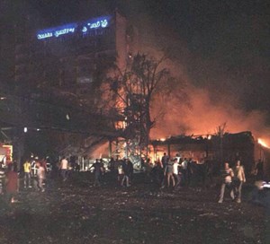 Đảo chính Thổ Nhĩ Kỳ: Nhiều vụ nổ rung chuyển thủ đô Ankara
